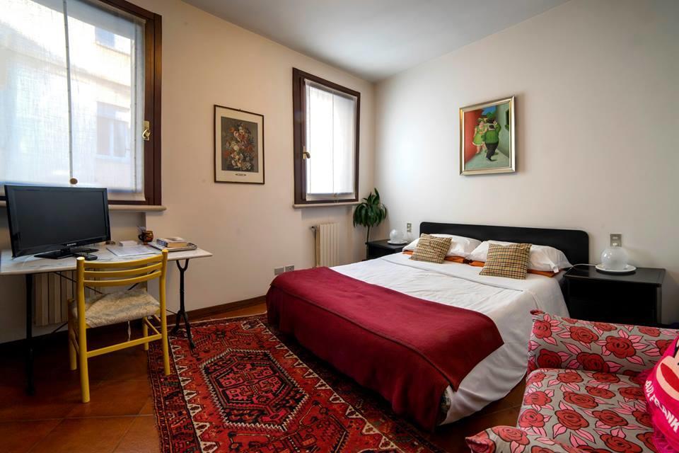 Holiday Treviso Suite Lombardi Kültér fotó