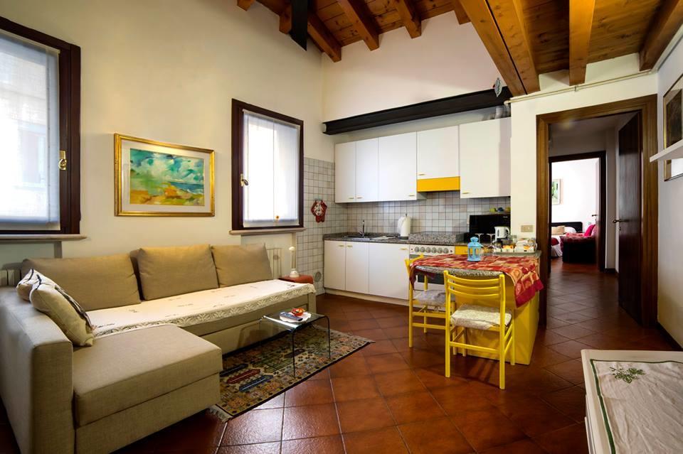 Holiday Treviso Suite Lombardi Kültér fotó