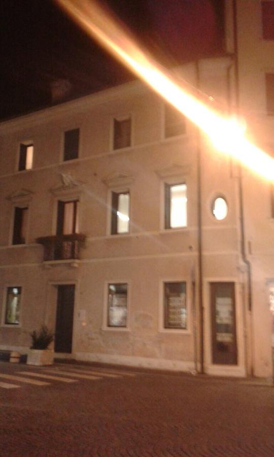 Holiday Treviso Suite Lombardi Kültér fotó
