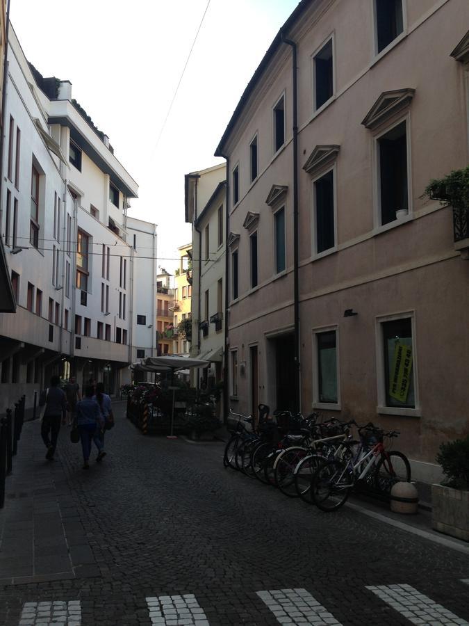 Holiday Treviso Suite Lombardi Kültér fotó